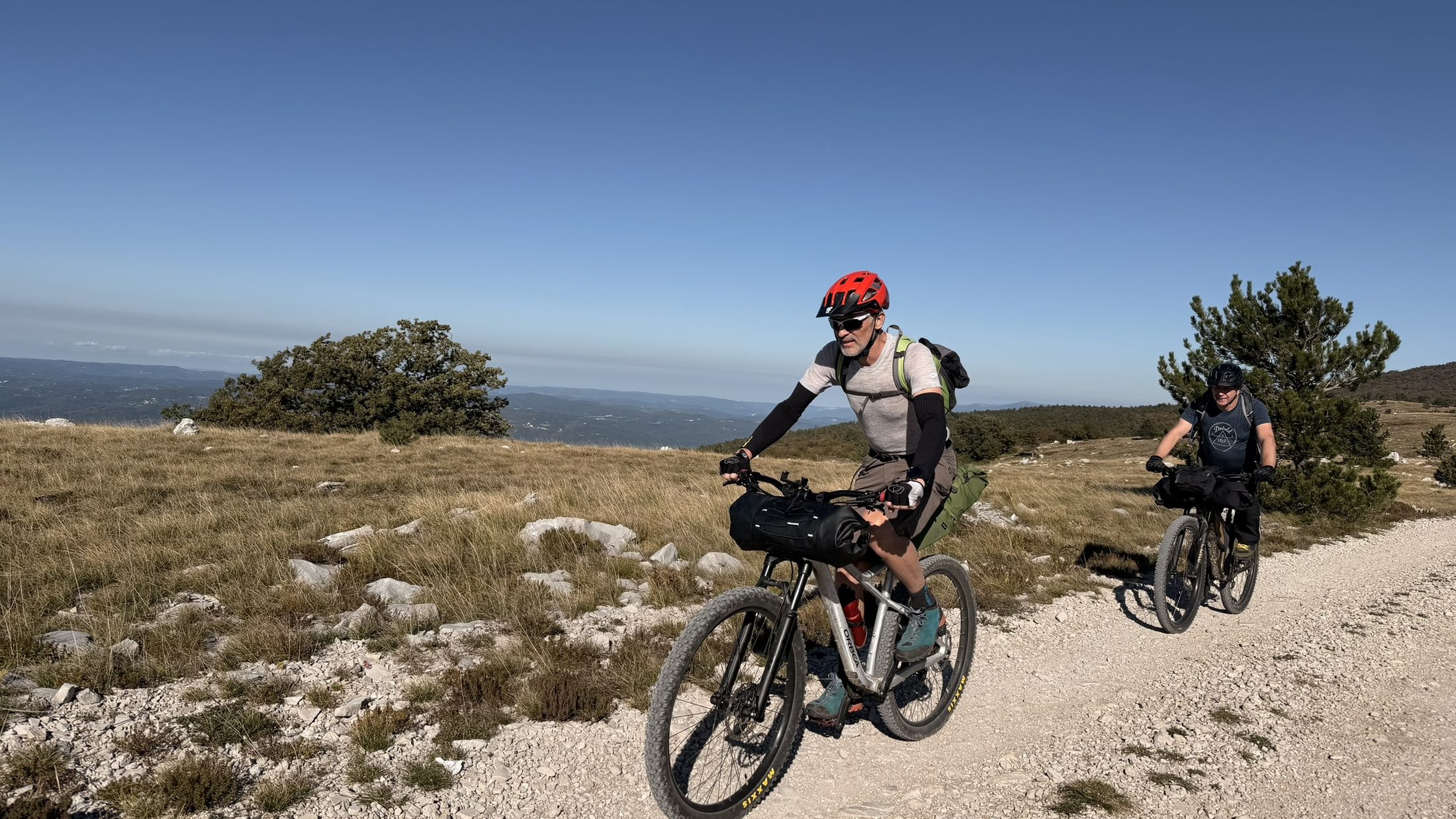 Bikepacking po kraški planoti